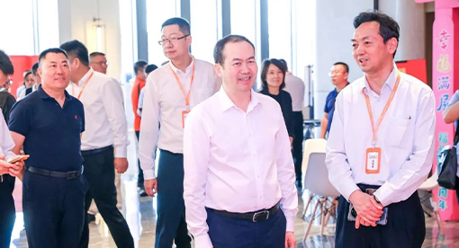 邁安德承建的中糧成都600噸精煉項目一次投產(chǎn)成功